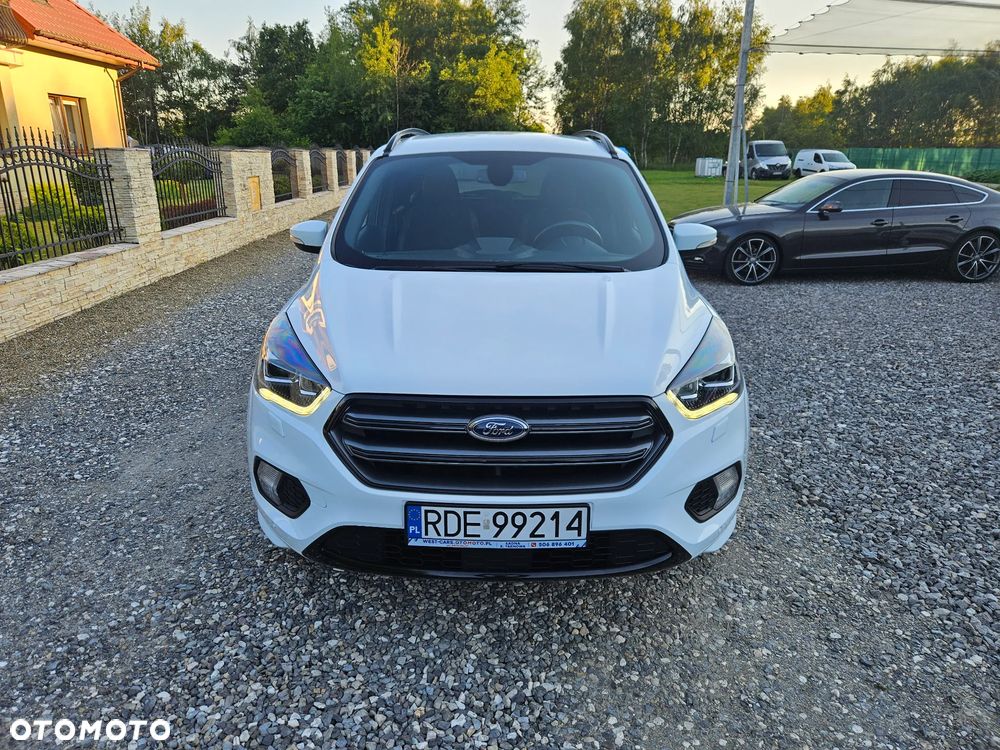 Ford Kuga - 2