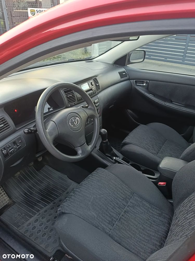 Toyota Corolla 1.6 VVT-i Terra - 13