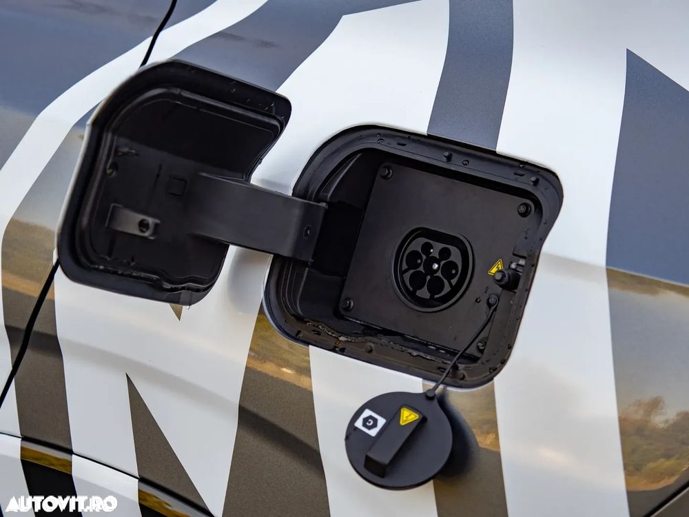MG HS 1.5 T-GDi 7AT PHEV Exclusive - 8