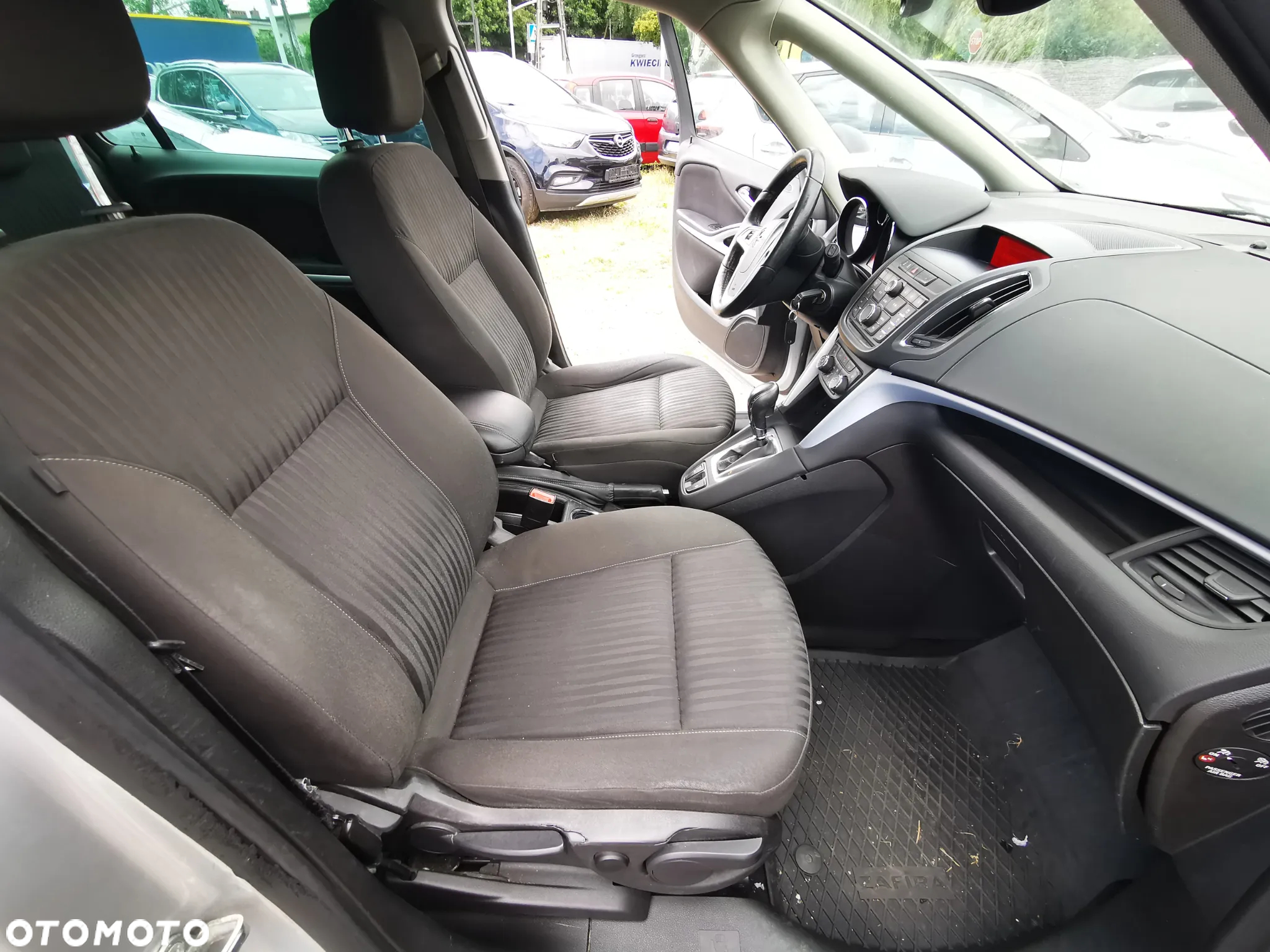 Opel Zafira 2.0 D (CDTI) Automatik Innovation - 13
