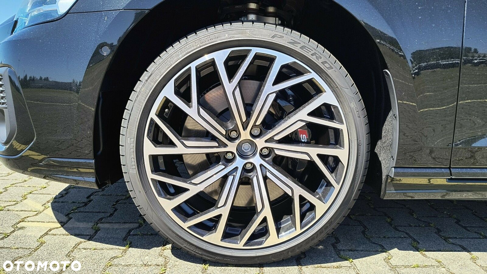 Audi S8 - 9
