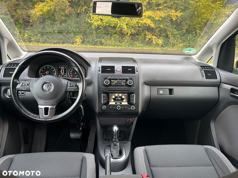 Volkswagen Touran 1.4 TSI Comfortline DSG - 8