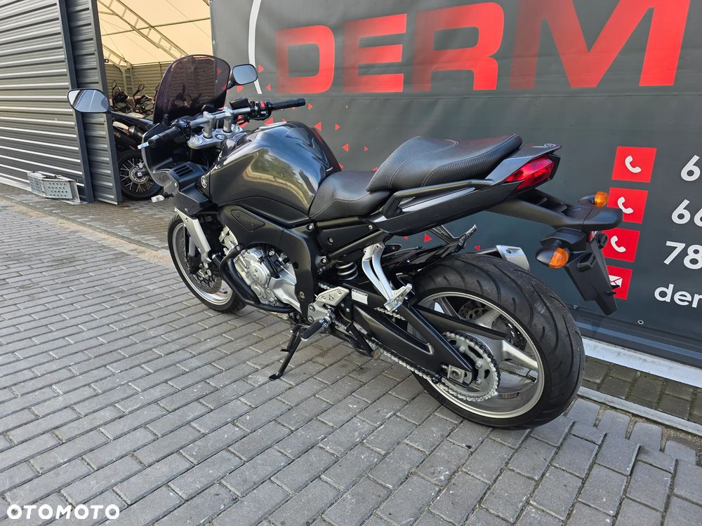 Yamaha FZ - 6