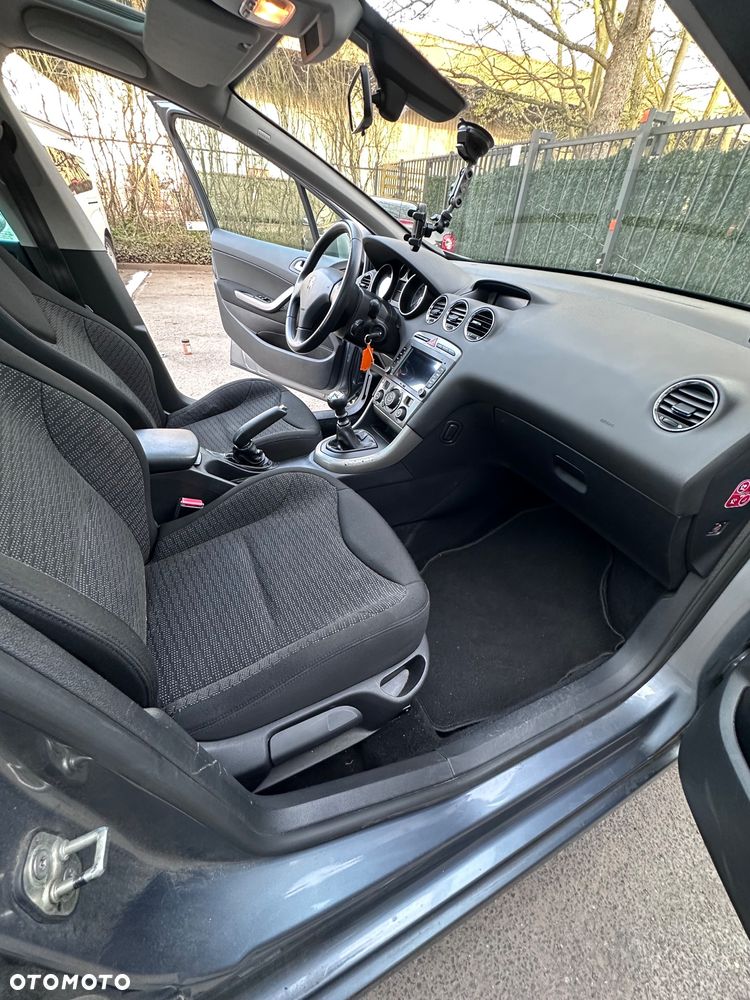 Peugeot 308 1.6 Premium - 7