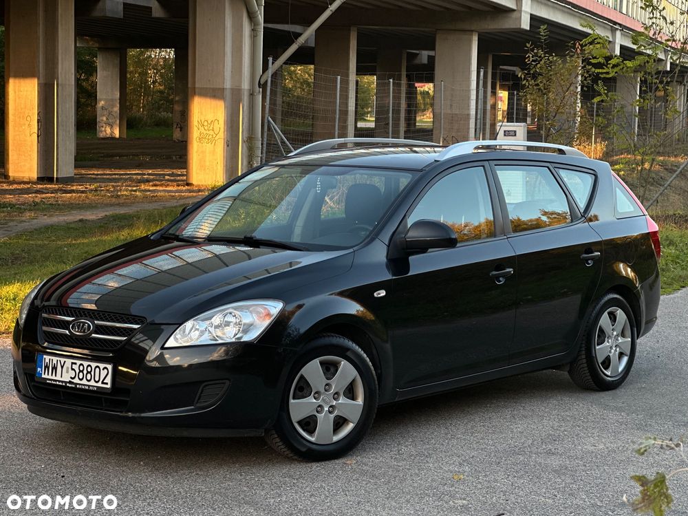 Kia Ceed 1.6 Comfort + - 29