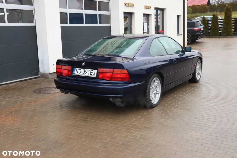 BMW Seria 8 - 7