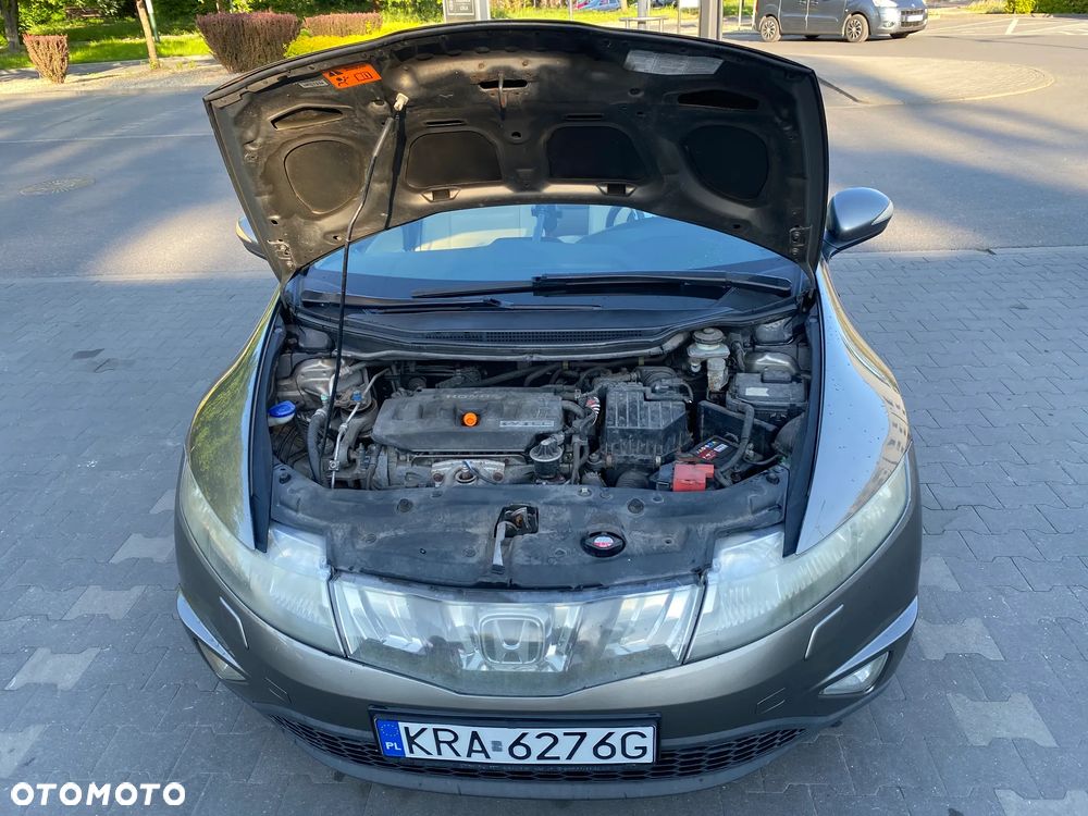 Honda Civic 1.8 Executive - 22