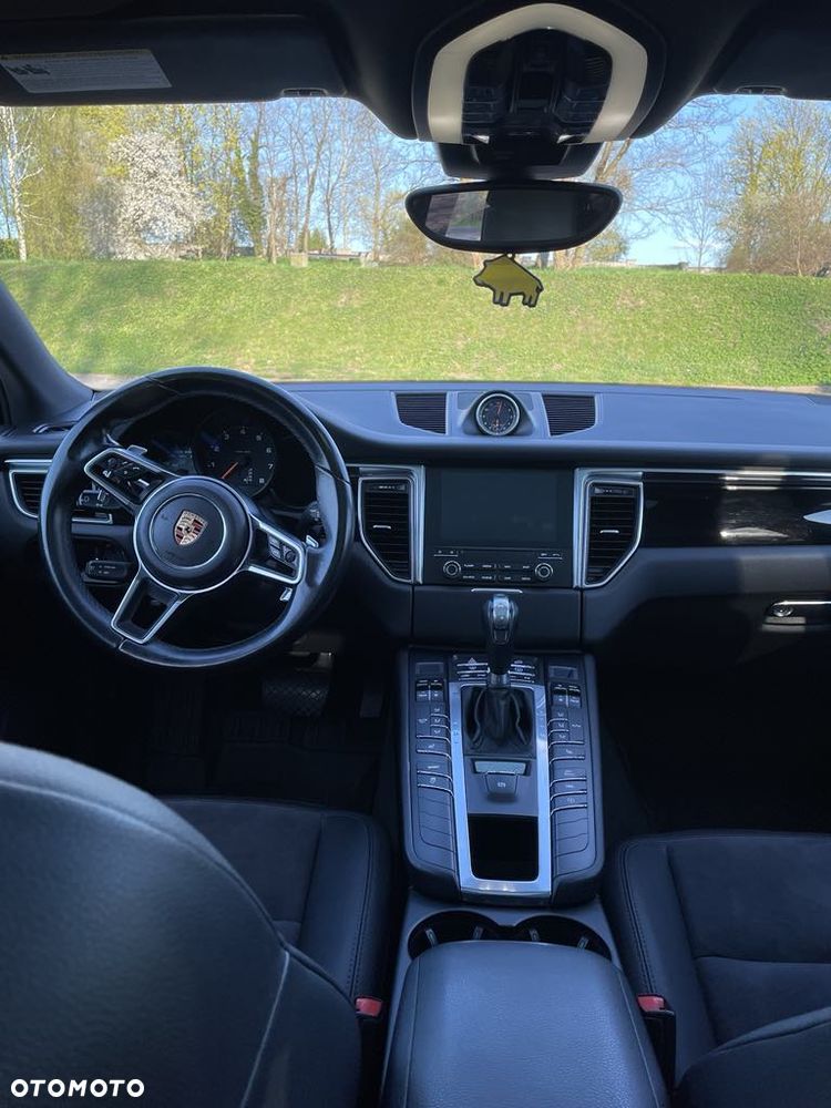 Porsche Macan - 14