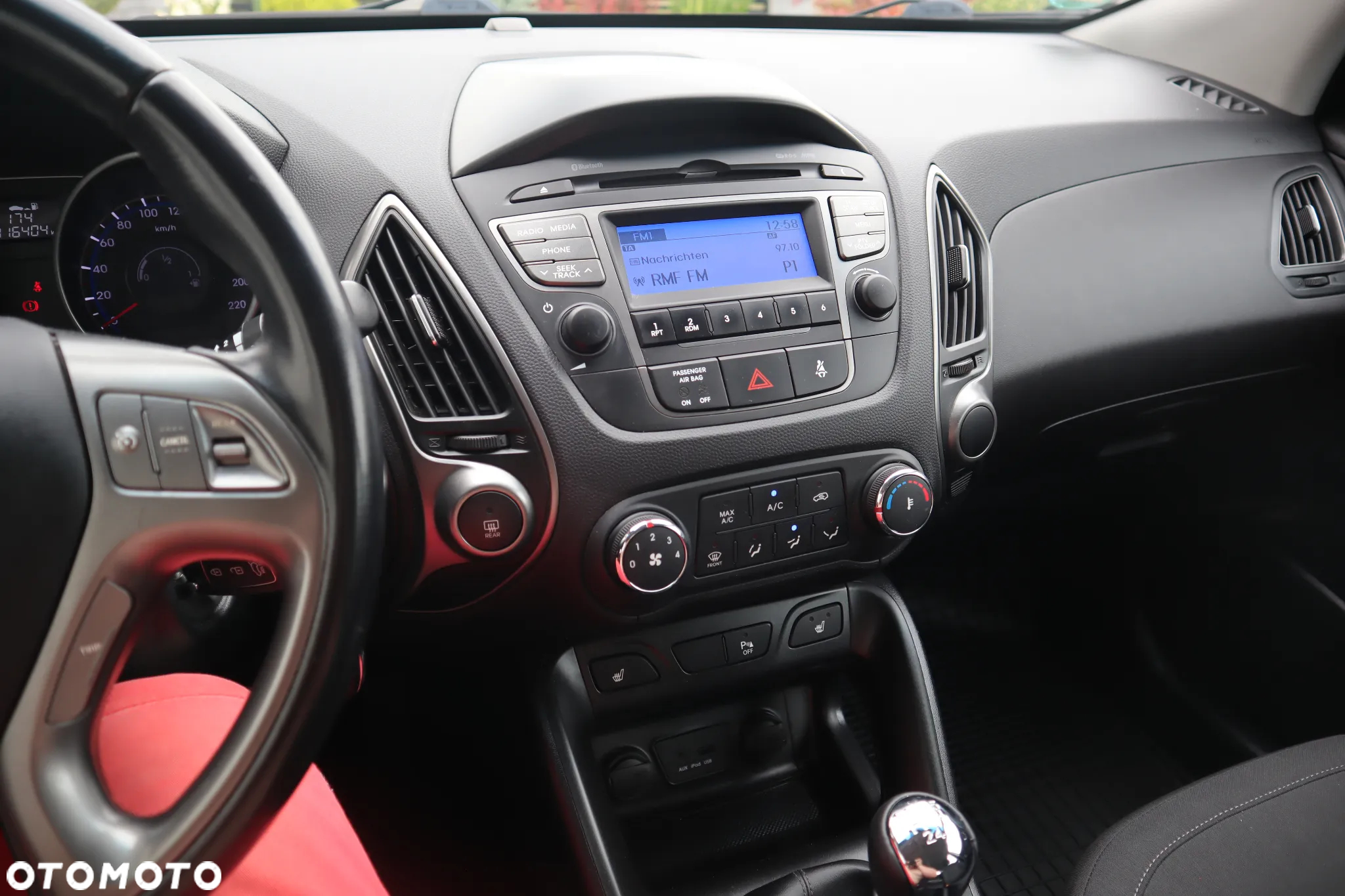 Hyundai ix35 1.6 2WD blue Trend - 12