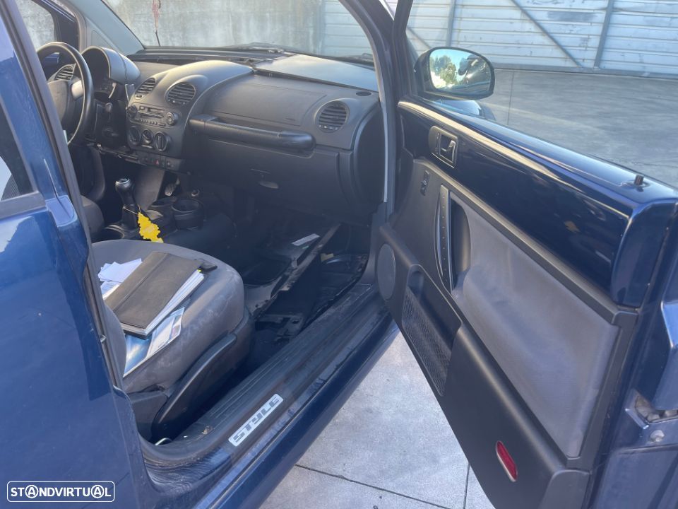 VW NEW BEETLE 1.9 TDI DE 2004 PARA PEÇAS - 6