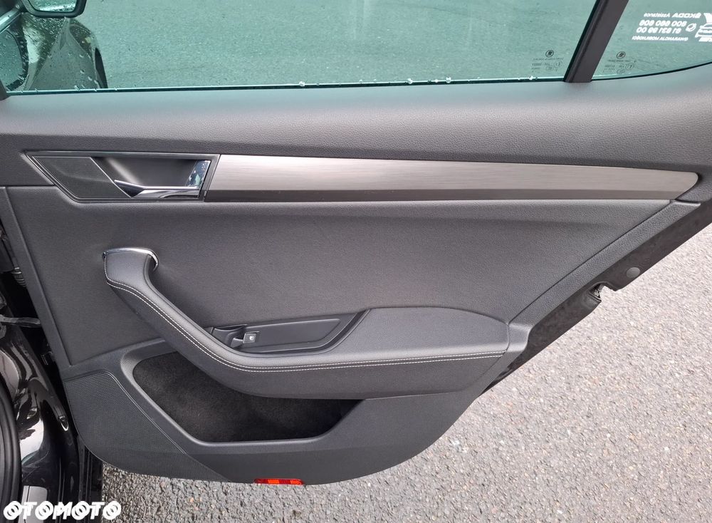 Skoda Superb 1.5 TSI ACT Style - 36