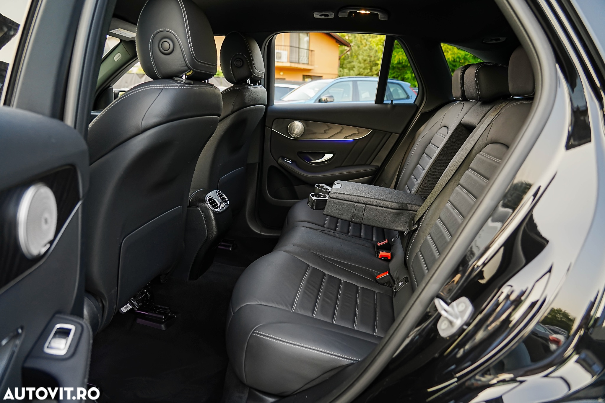 Mercedes-Benz GLC 200 4Matic 9G-TRONIC AMG Line - 22