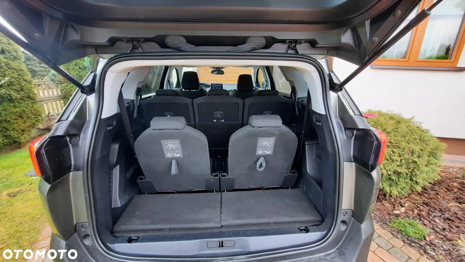 Peugeot 5008 1.6 BlueHDi Allure 7os - 14