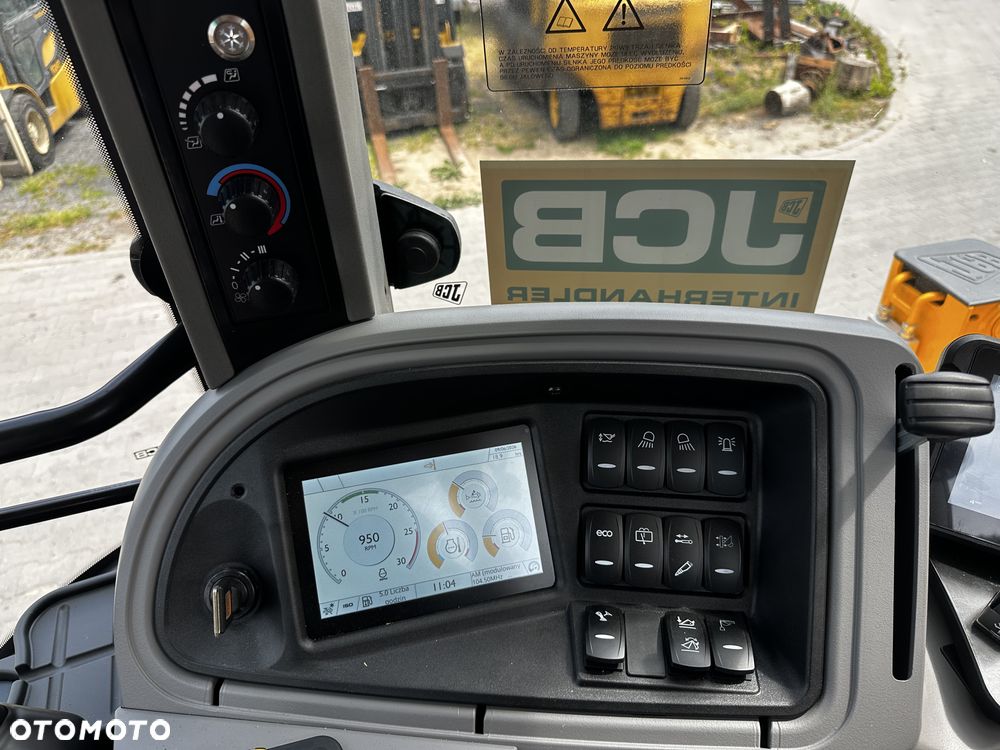 JCB 3CX PRO - 21