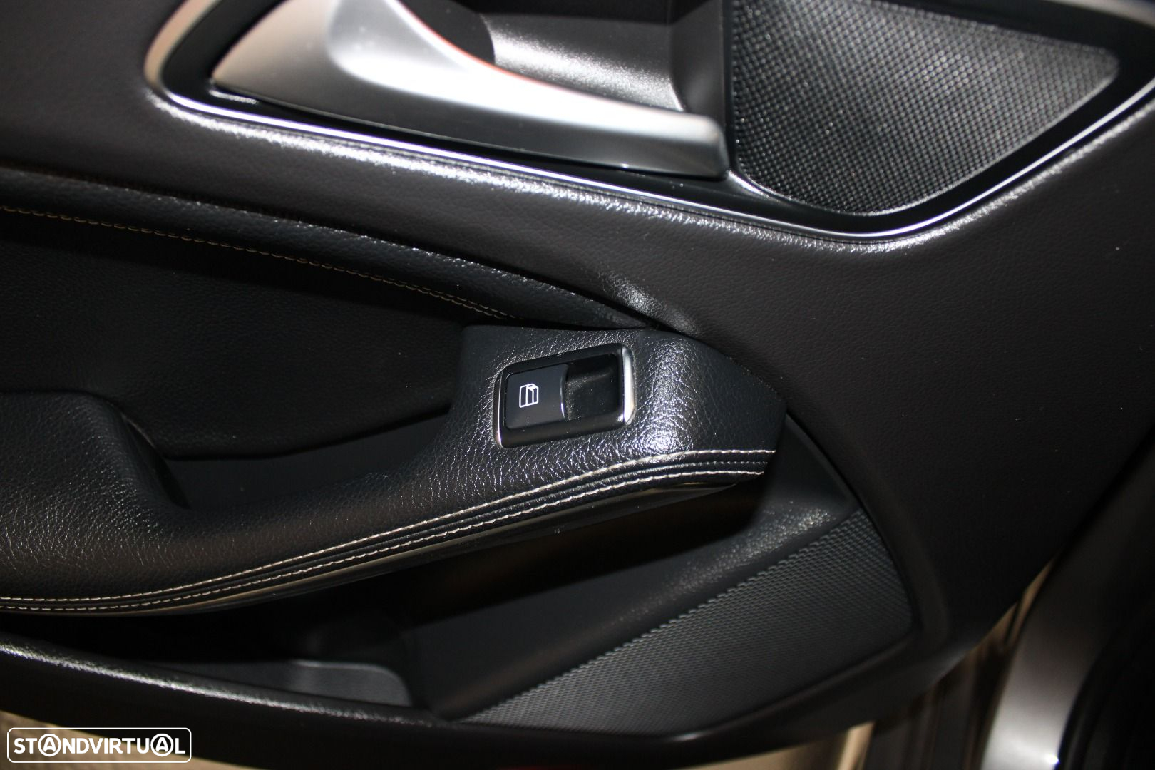 Mercedes-Benz CLA 180 d Shooting Brake AMG Line Aut. - 25