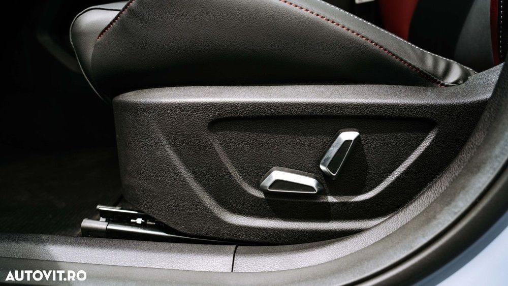 Geely Coolray - 19