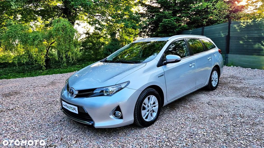 Toyota Auris 1.8 HSD Luna - 27