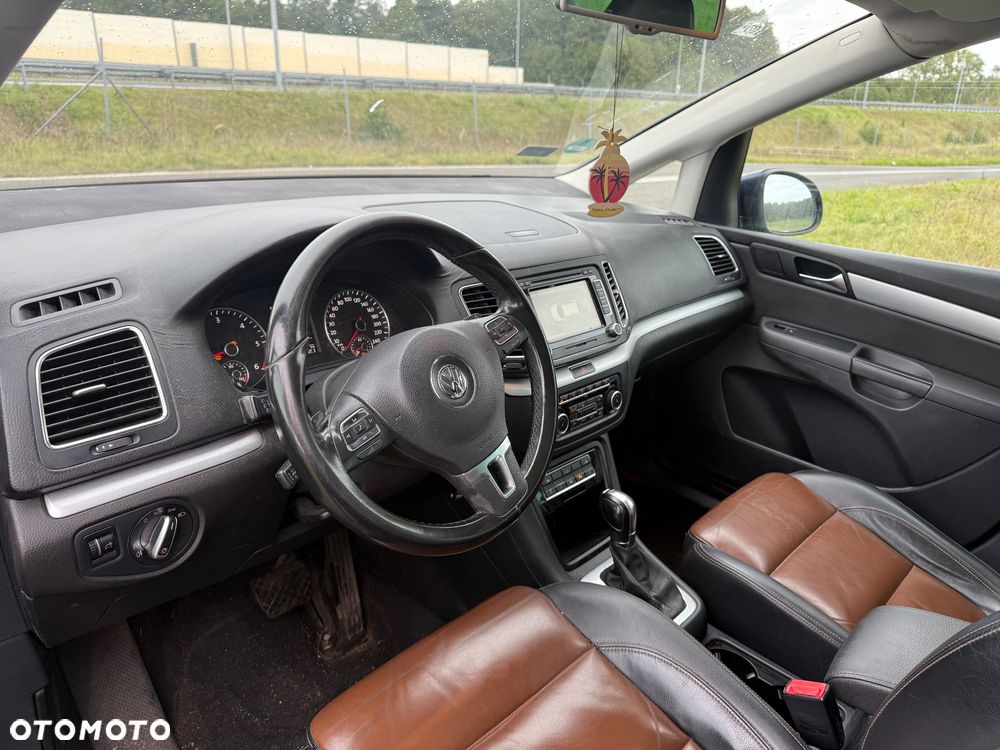 Volkswagen Sharan 2.0 TDI Highline DSG - 9