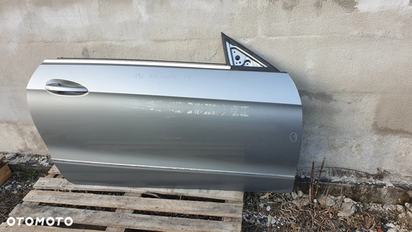 Drzwi prawe Mercedes E-klasa Coupe Cabrio W207 792
