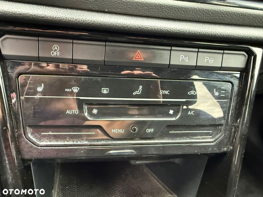 Volkswagen T-Roc 1.5 TSI Style DSG - 26