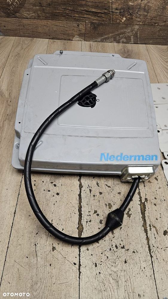 Profesjonalny Zwijacz do węża oleju NEDERMAN 884  10m 1/2" 75 Bar - 4