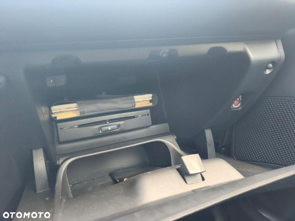 Peugeot 2008 1.2 Pure Tech Allure S&S EAT6 - 18