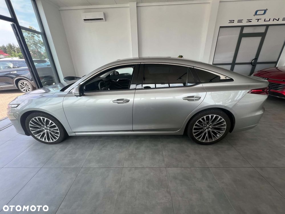 Bestune B70 2.0T Elegance - 7