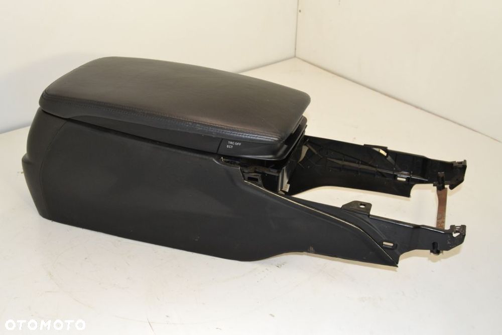 Podłokietnik tunel środkowy Lexus GS mk3 300 430 450h - 8