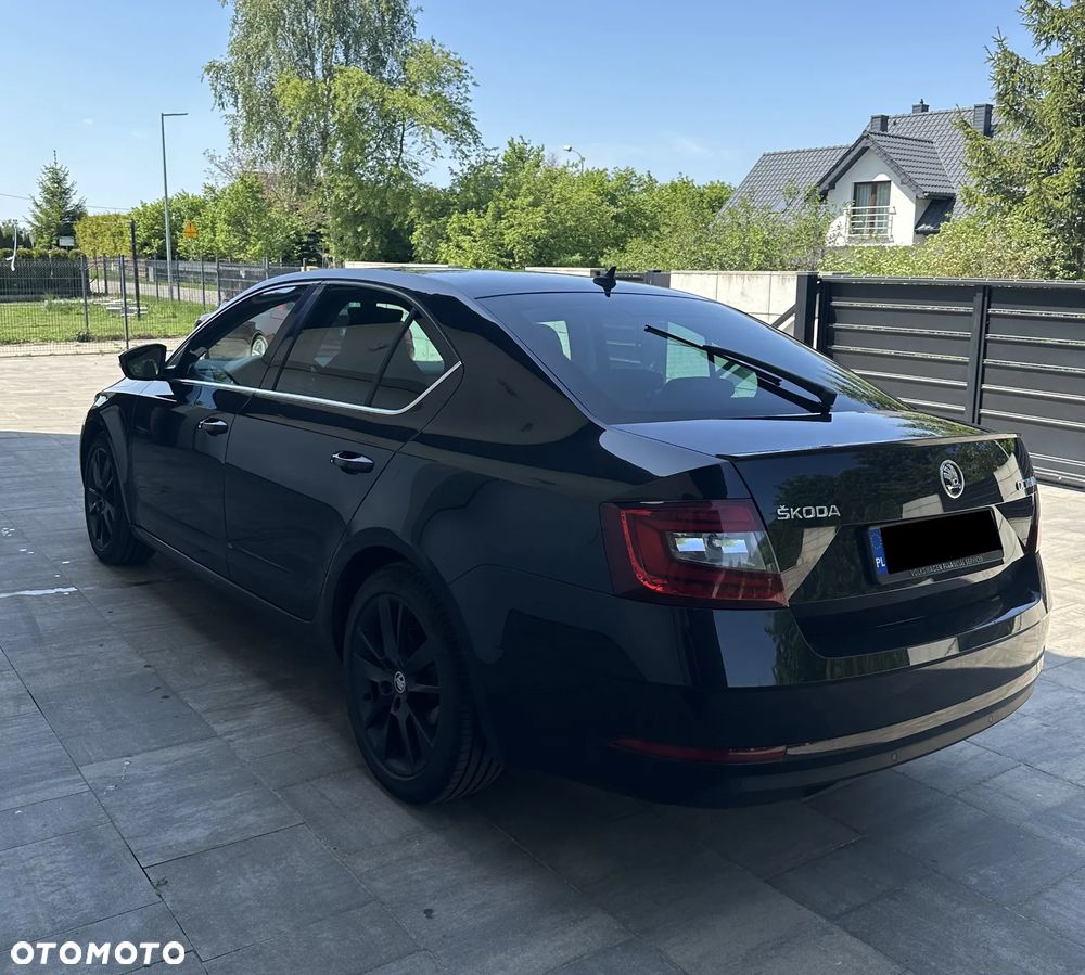 Skoda Octavia 2.0 TDI Elegance - 3
