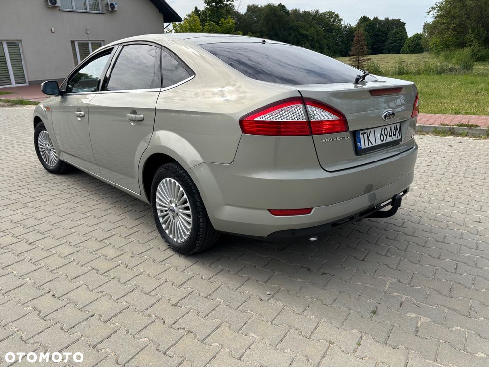 Ford Mondeo 2.0 TDCi Titanium - 13