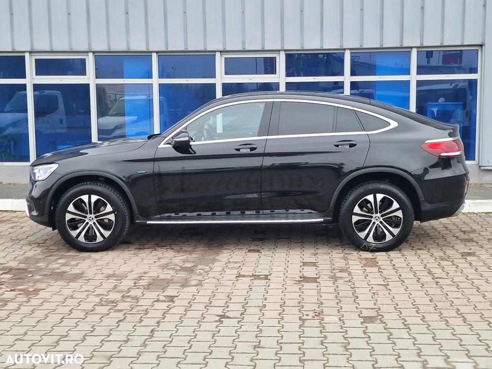 Mercedes-Benz GLC Coupe 300 de 4Matic 9G-TRONIC - 3