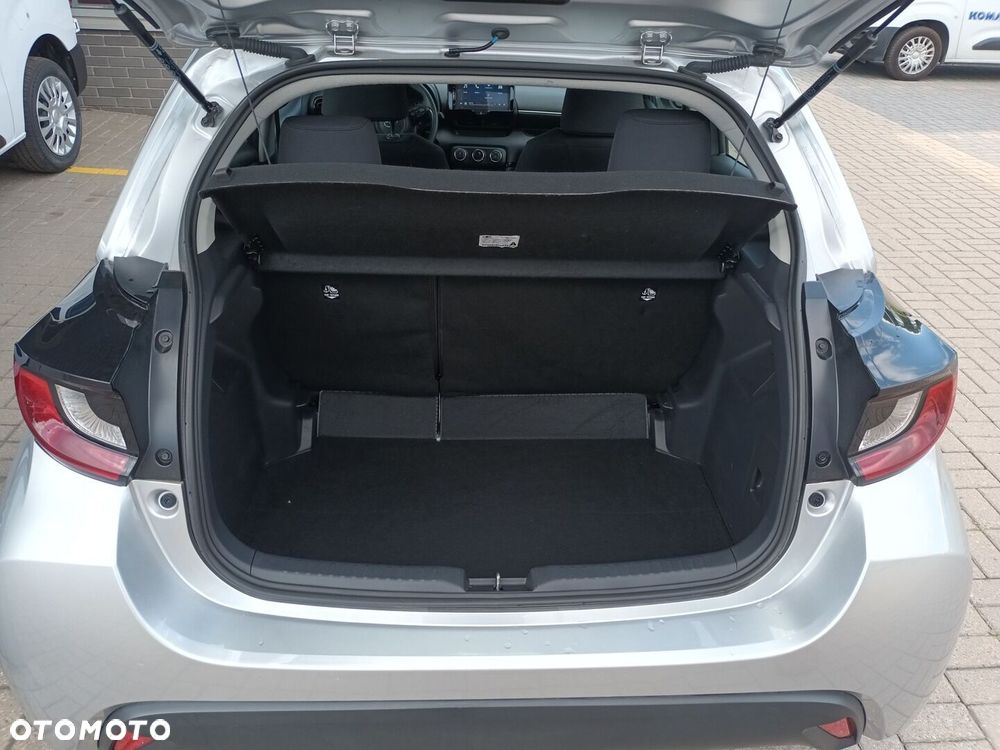 Toyota Yaris 1.5 Active - 10