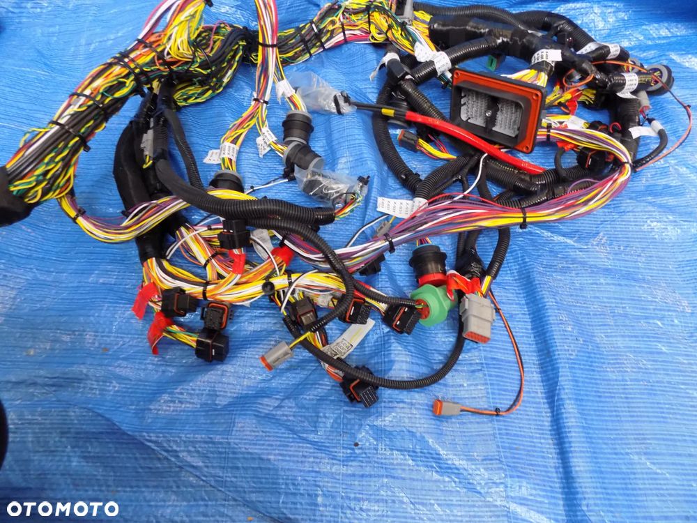 instalacja elektryczna wiązka 48196662 case 7250 8250 9250 - 9