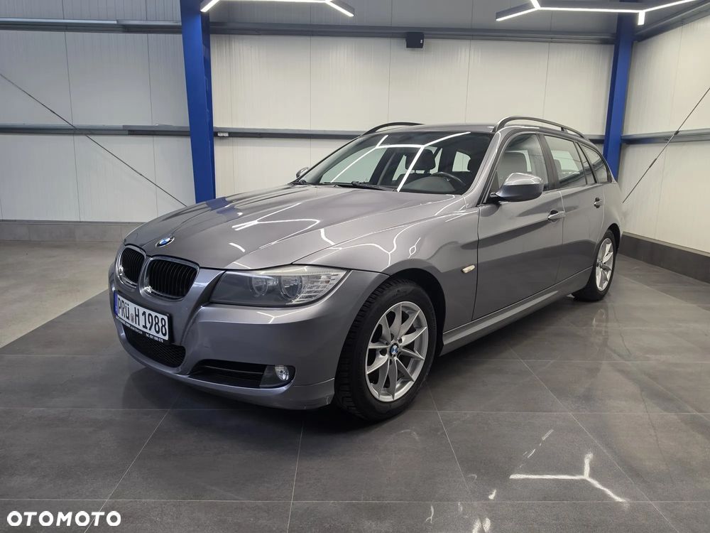 BMW Seria 3 318d DPF - 2
