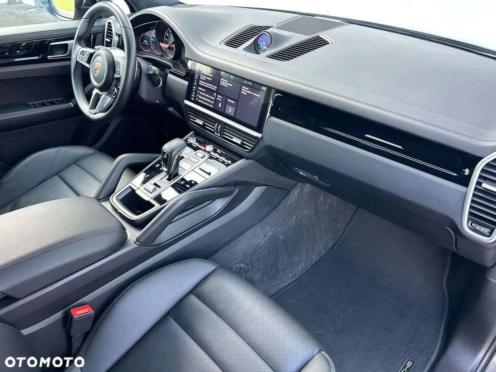 Porsche Cayenne - 13