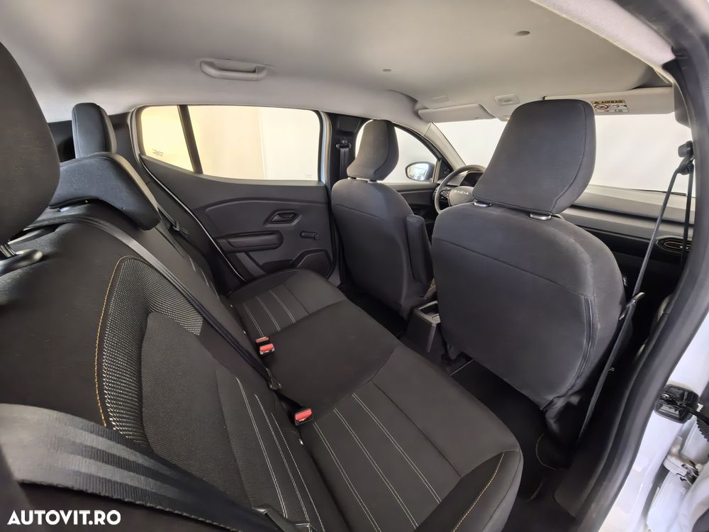 Dacia Sandero Stepway TCe 90 MT6 Essential - 25