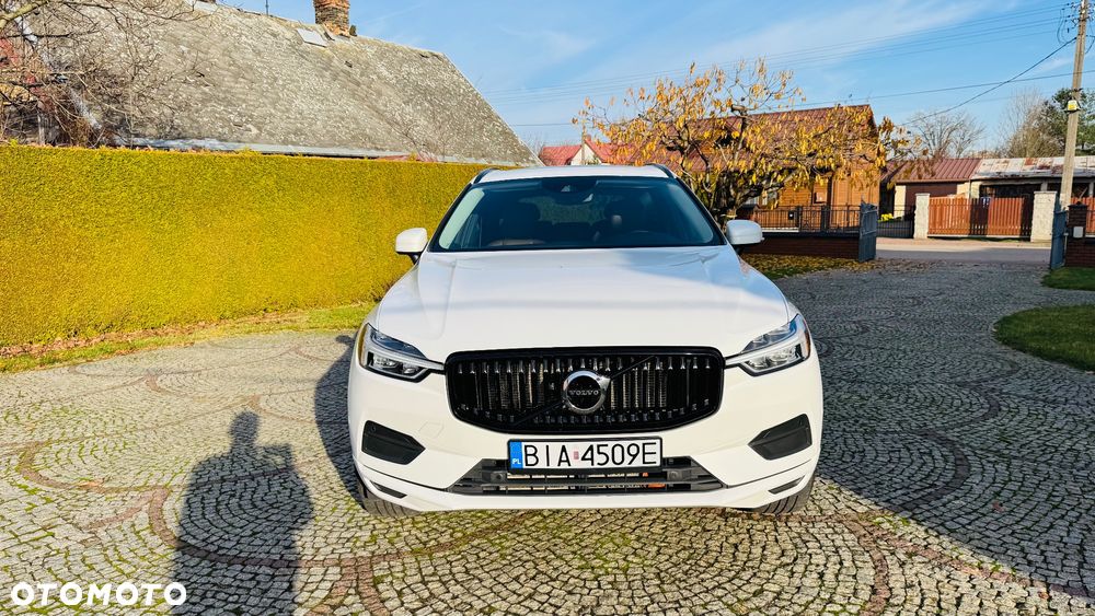 Volvo XC 60 T5 AWD Geartronic Momentum - 2