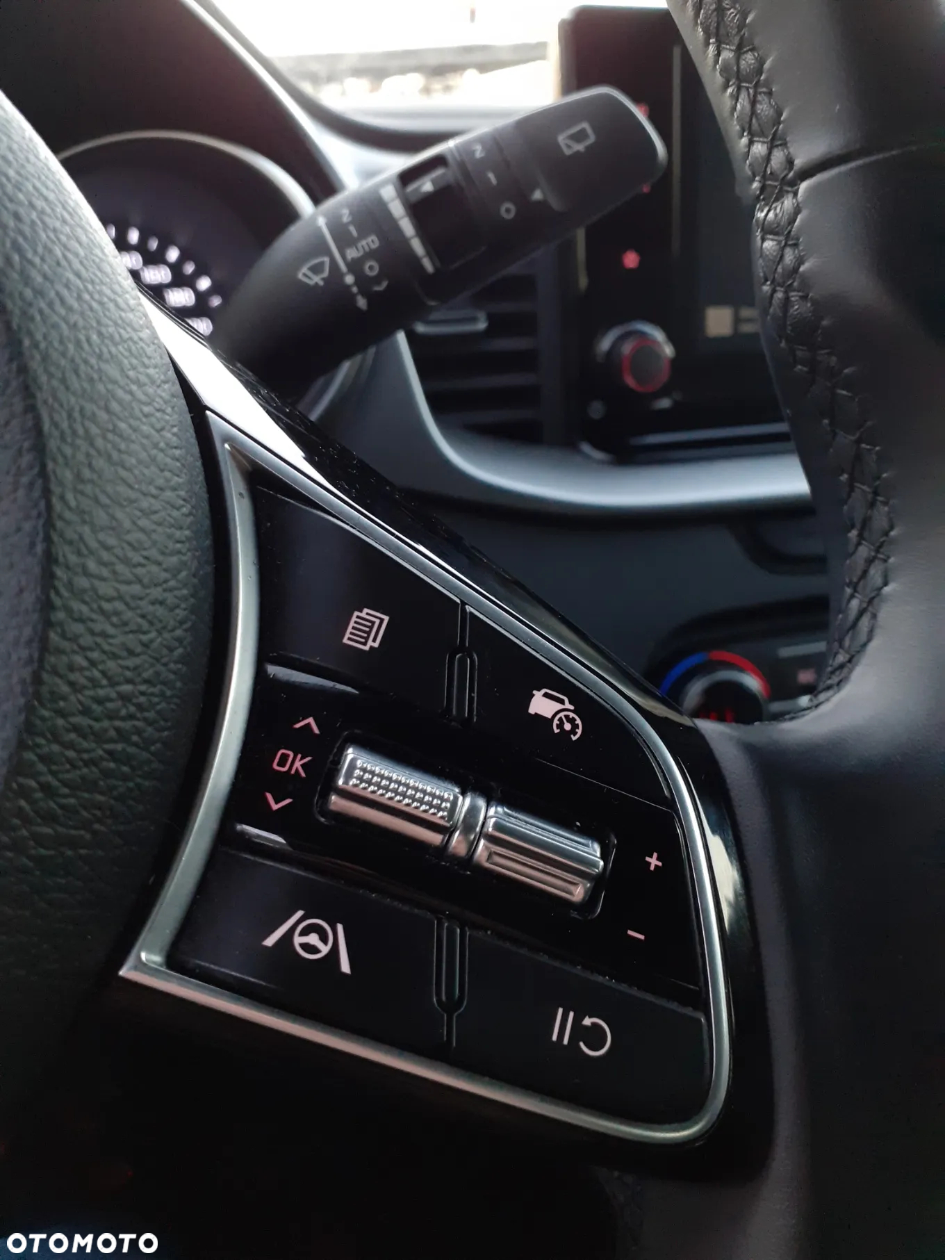 Kia XCeed 1.5 T-GDI M - 16