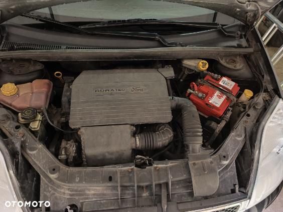 Ford Fiesta - 6