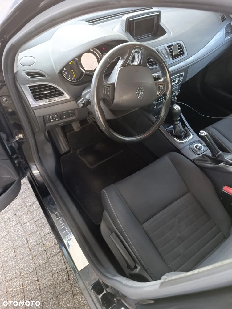 Renault Megane 1.5 dCi Energy Limited EU6 - 9