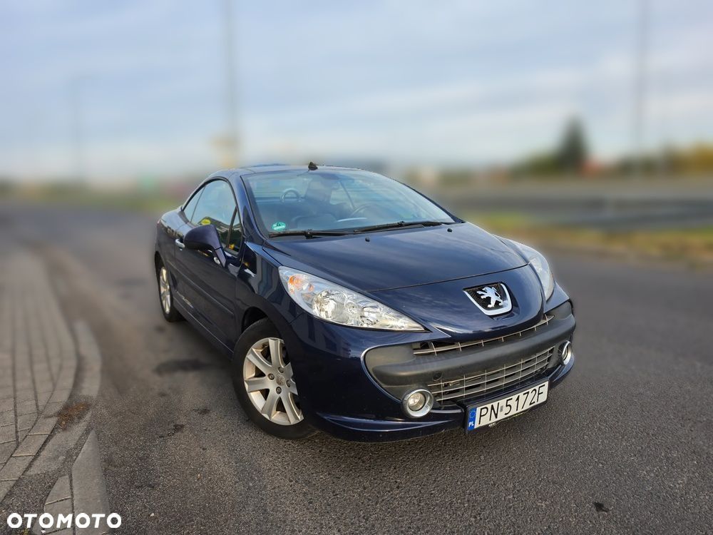 Peugeot 207 CC - 2