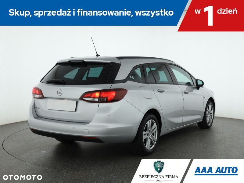 Opel Astra - 6