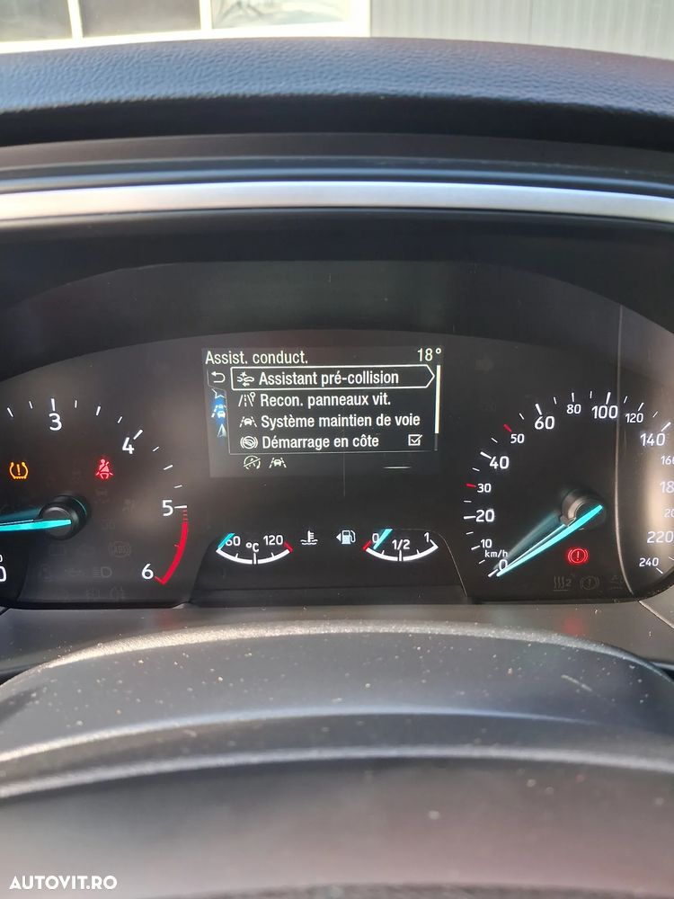 Ford Focus - 19