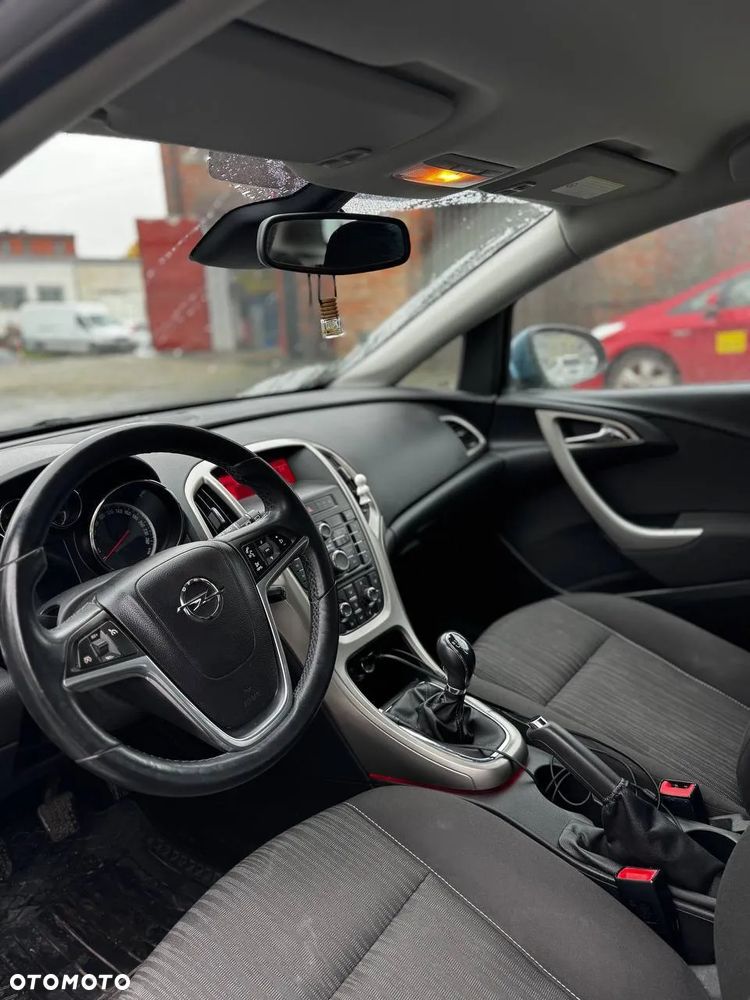 Opel Astra - 12