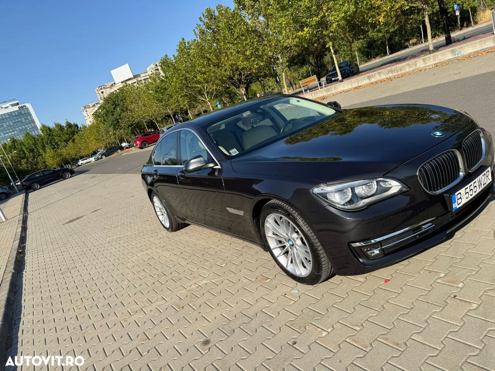 BMW Seria 7 730d xDrive - 6