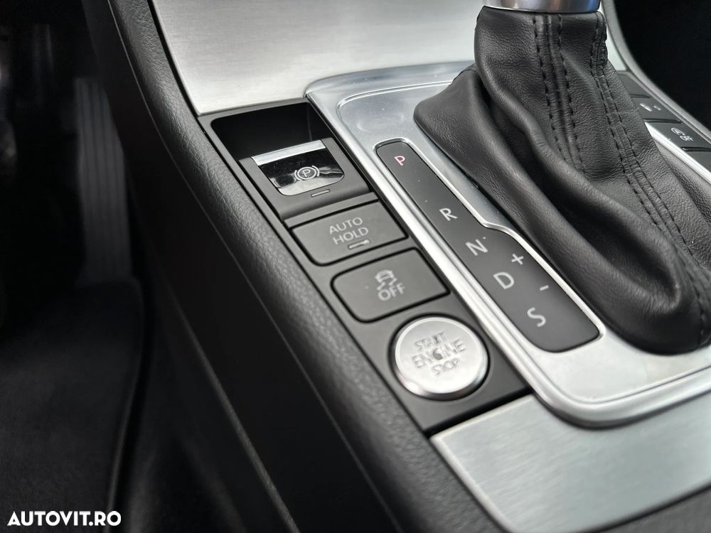 Volkswagen Passat CC 2.0 TDI BlueMotion Technology DSG - 25