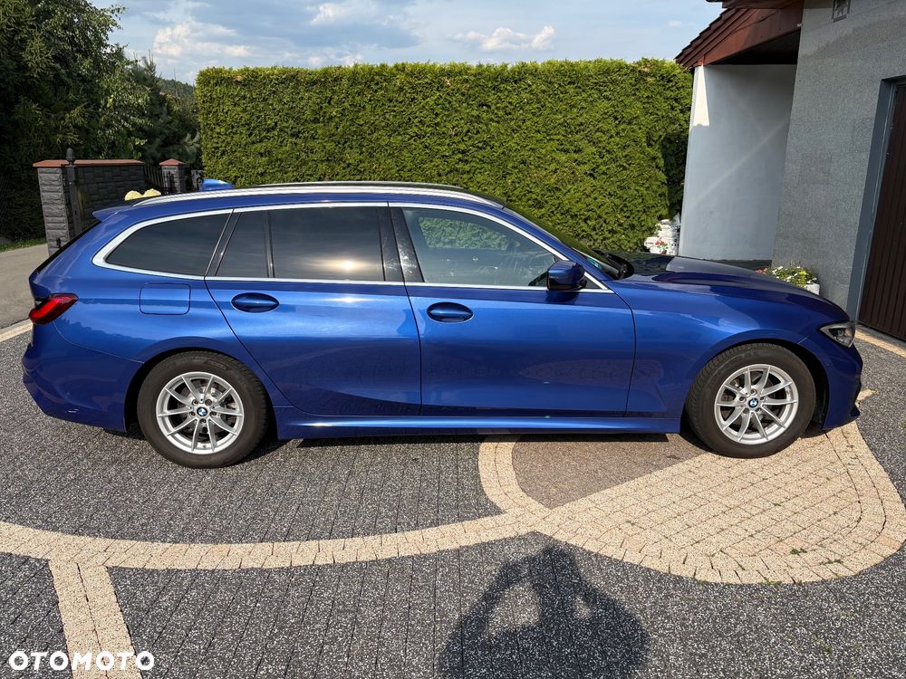 BMW Seria 3 320d Edition Luxury Line Purity - 4