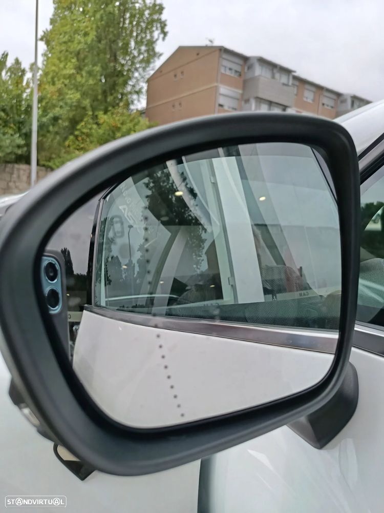 Mitsubishi Grandis 1.3 DI-T Intense 7DCT - 24
