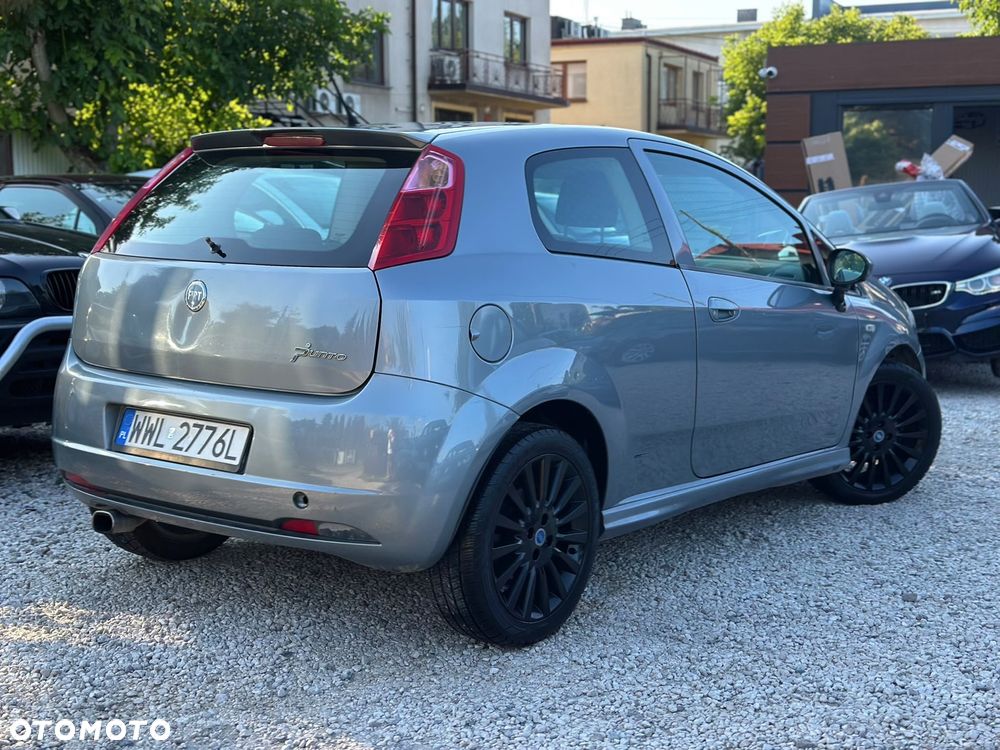Fiat Grande Punto - 4