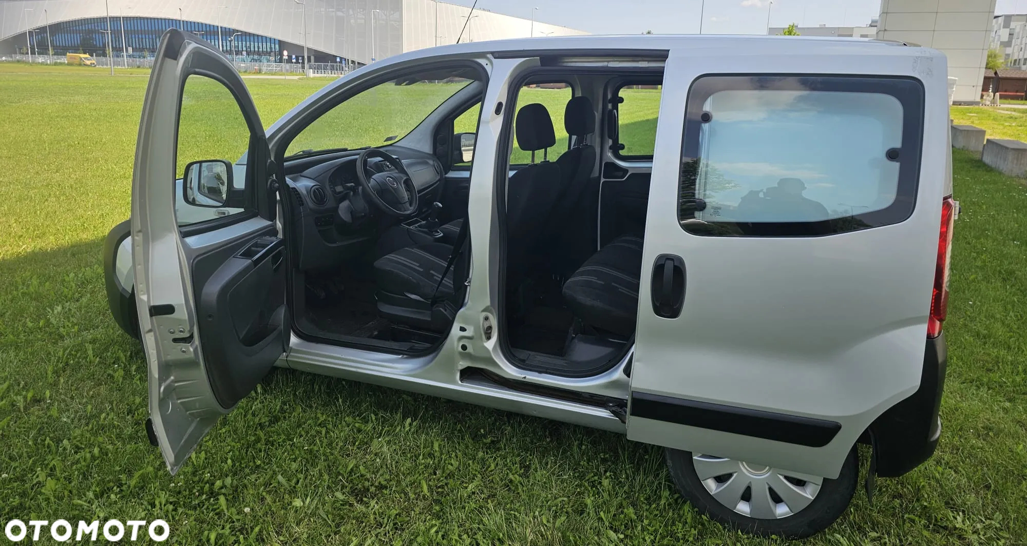 Fiat Fiorino Kombi 1.3 MJ Adventure - 12